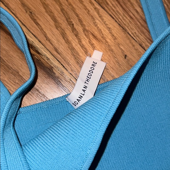 Scanlan Theodore Sky Blue 2 piece Crepe Set Size Medium - Picture 8 of 17